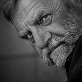 Tadeusz Wijata: życie w wielu planach (1955-2021)